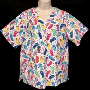 Uniform Advantage Large Flip Flop Sandal Scrub Top